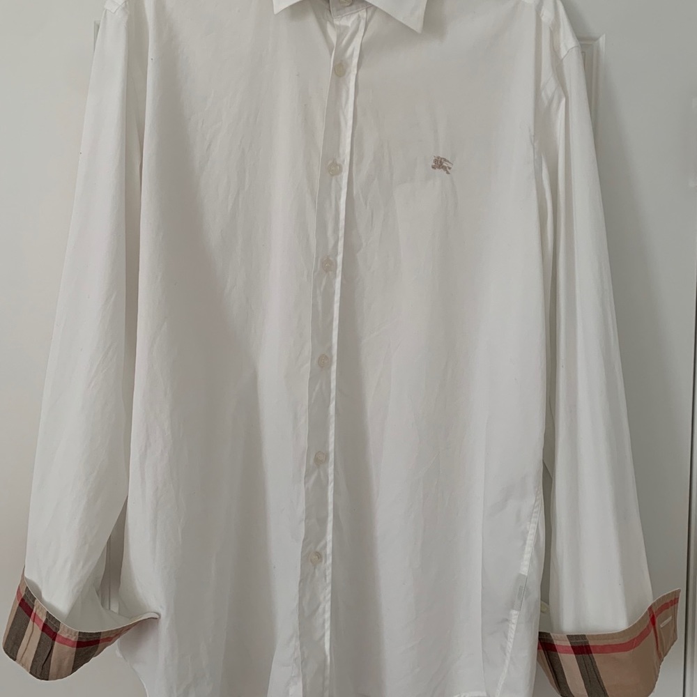 Men’s authentic Burberry button down